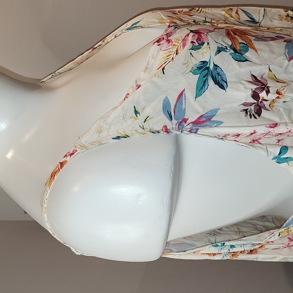 Torrid - Stretch Challis Cami in Carrie Floral​​​​​​​ - Picture 6 of 12